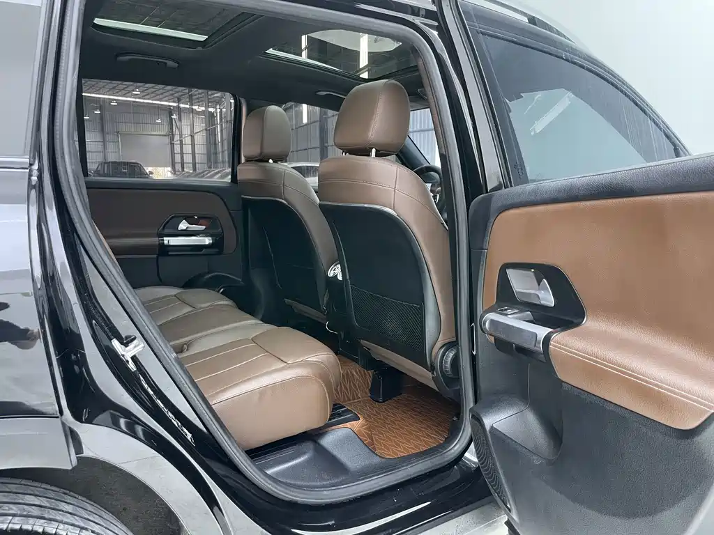 Mercedes-Benz GLB 2021 — фото 30