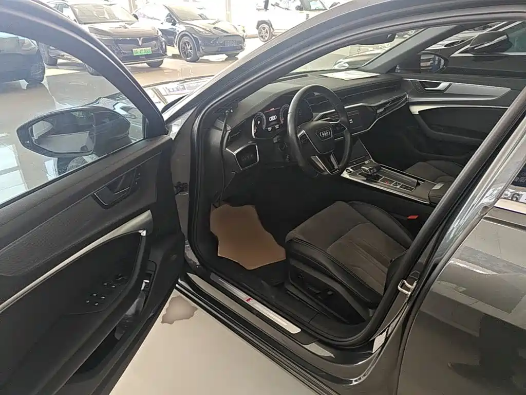 Audi A6L 2022 — фото 16