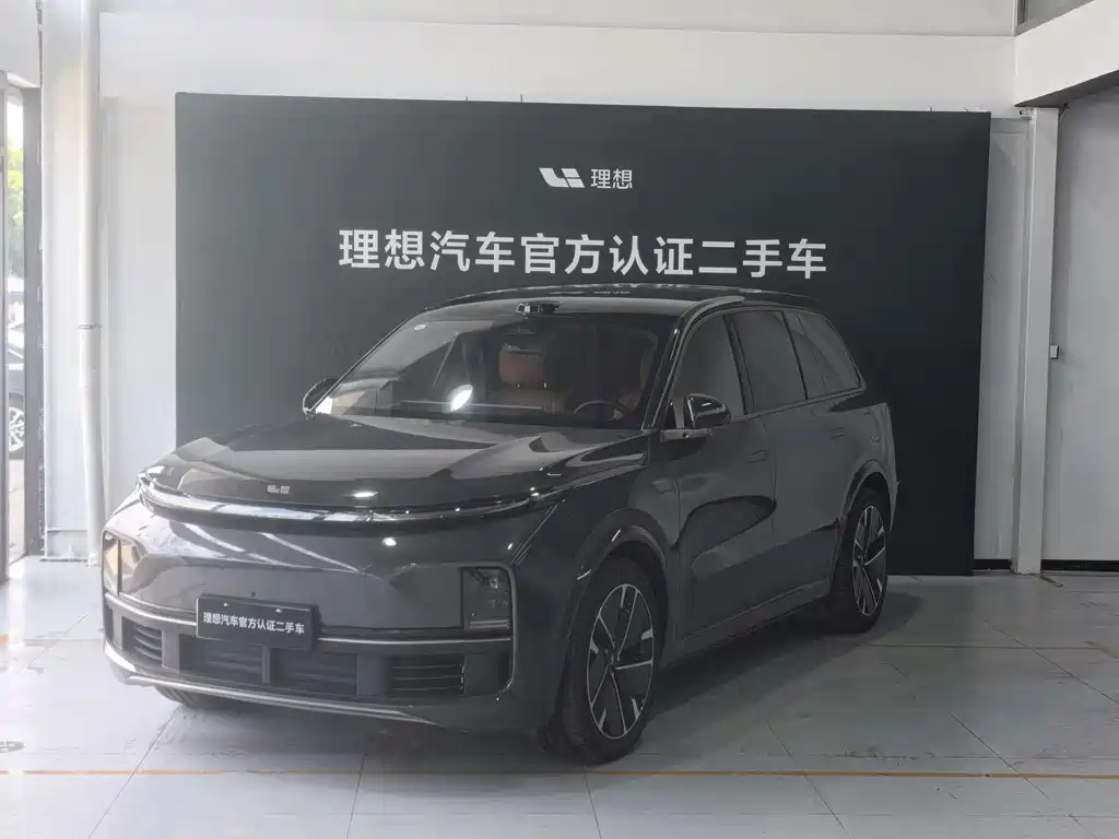 Li Auto Li L9 2025