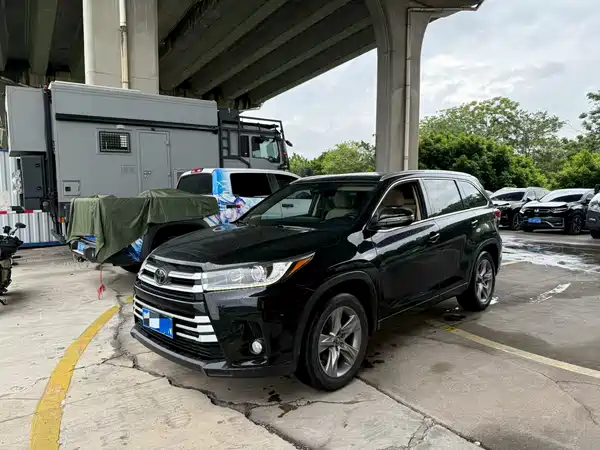 Toyota Highlander 2018