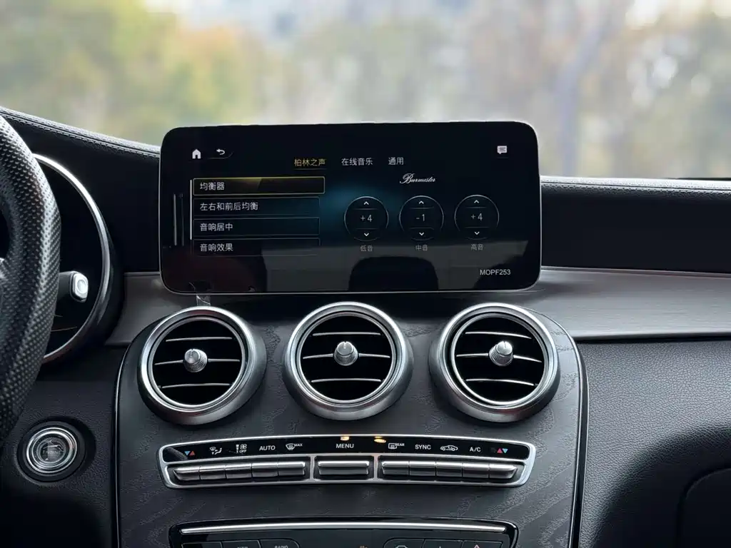 Mercedes-Benz GLC AMG 2021 — фото 20