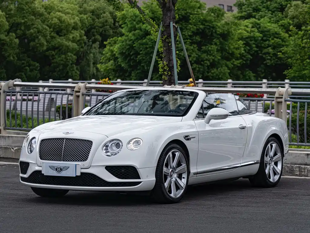Bentley Continental 2017 — фото 1