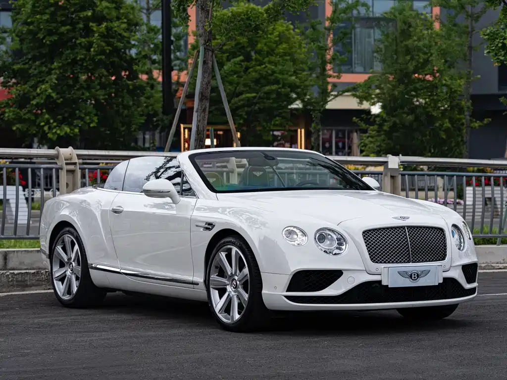 Bentley Continental 2017 — фото 3