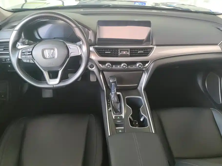 Honda Accord 2022 — фото 12
