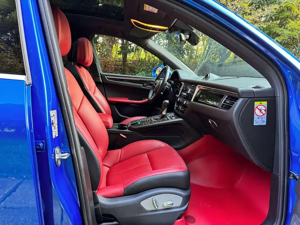 Porsche Macan 2020 — фото 10