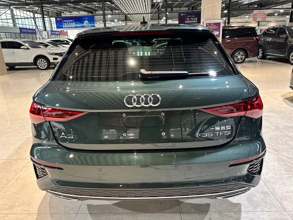 Audi A3 2023 — фото 14