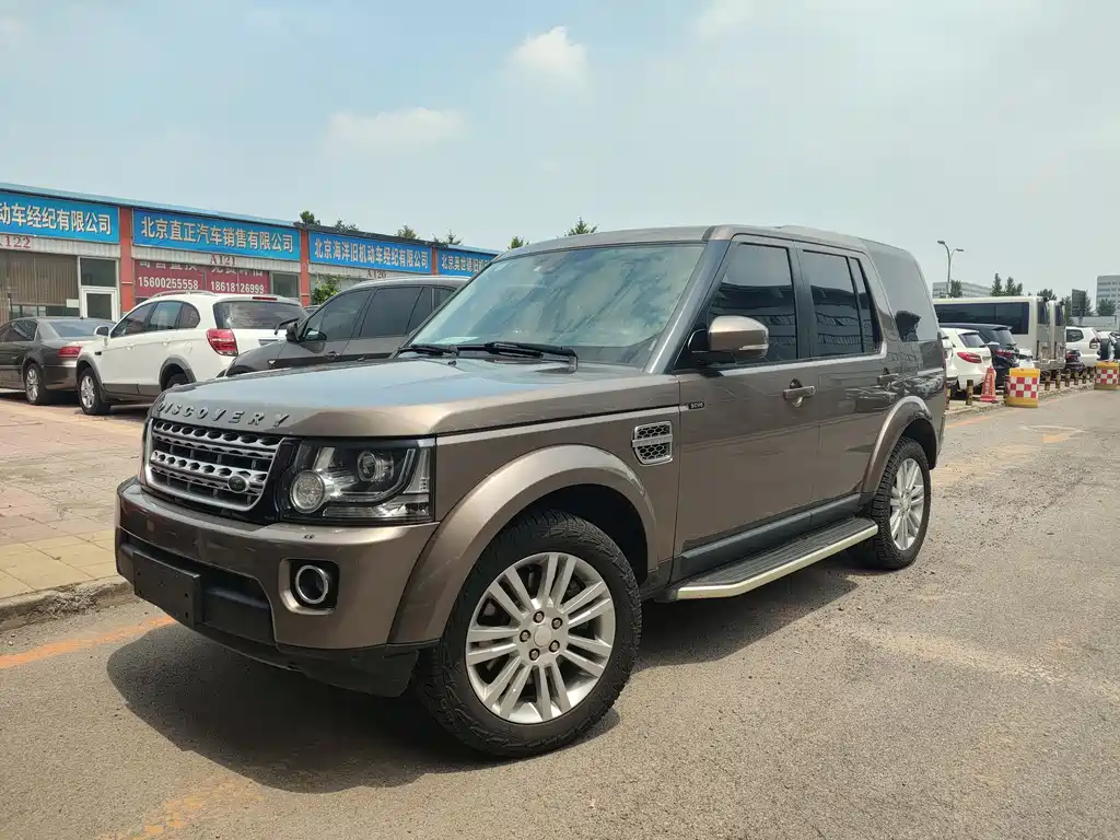 Land Rover Discovery 2015