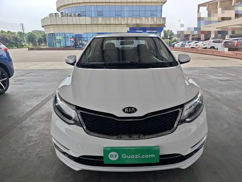 Kia K2 2015
