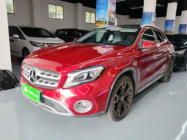 Mercedes-Benz GLA 2017