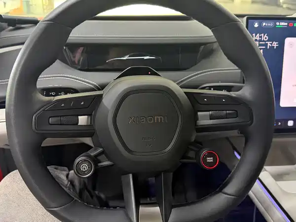 Xiaomi SU7 2024
