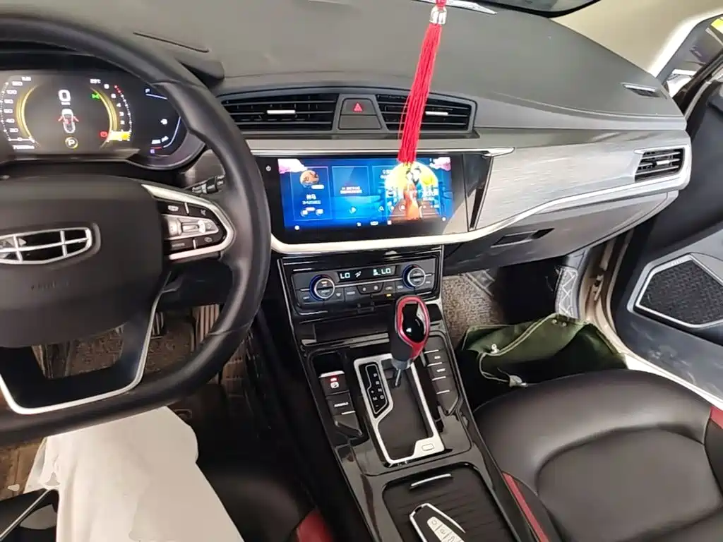 Geely Emgrand GS 2020 — фото 10