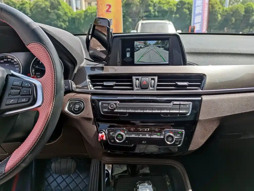 BMW X1 2019 — фото 13