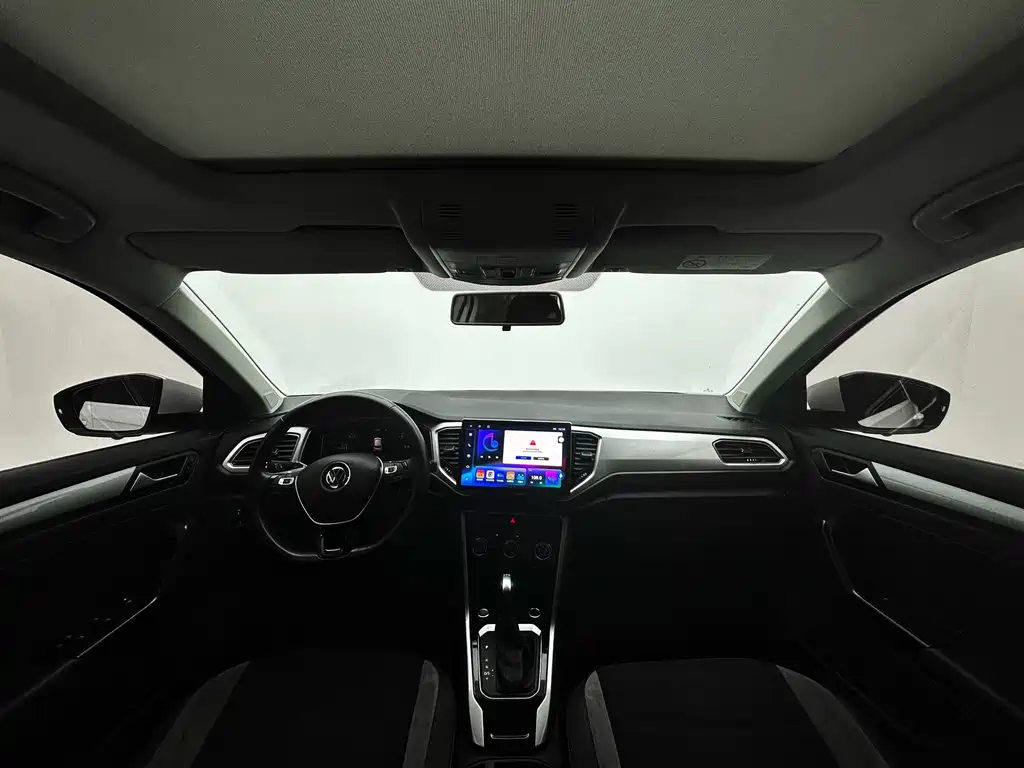 Volkswagen T-Roc 2022 — фото 13