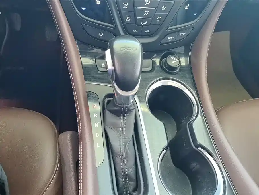 Buick Envision Plus 2021 — фото 16