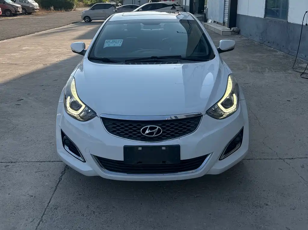 Hyundai Elantra 2016