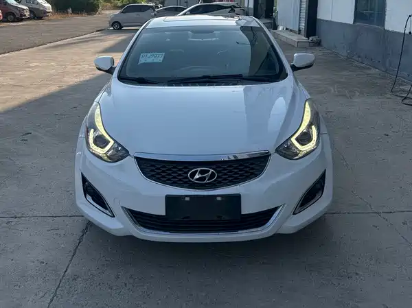 Hyundai Elantra Langdong 2016