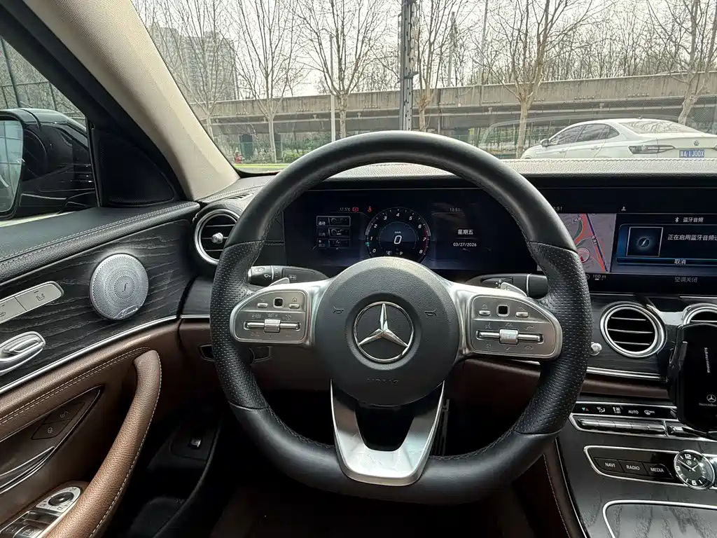 Mercedes-Benz E-Class 2019 — фото 4