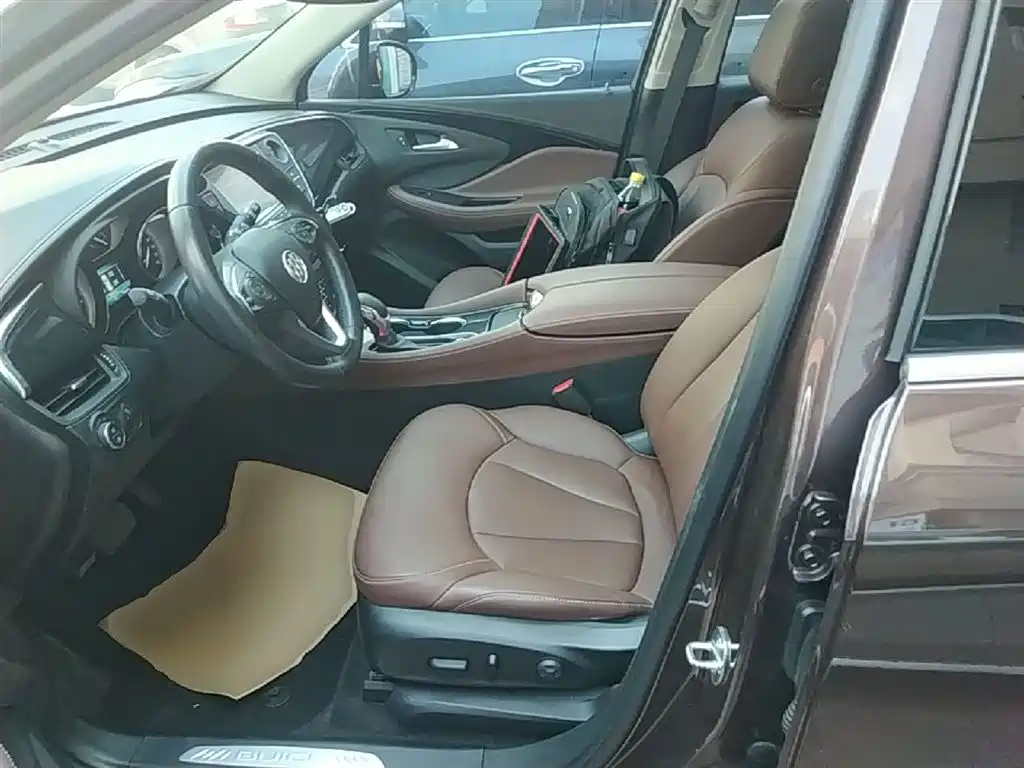 Buick Envision Plus 2018 — фото 15