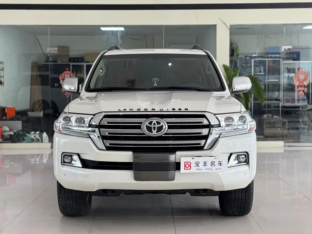 Toyota Land Cruiser 2019 — фото 2
