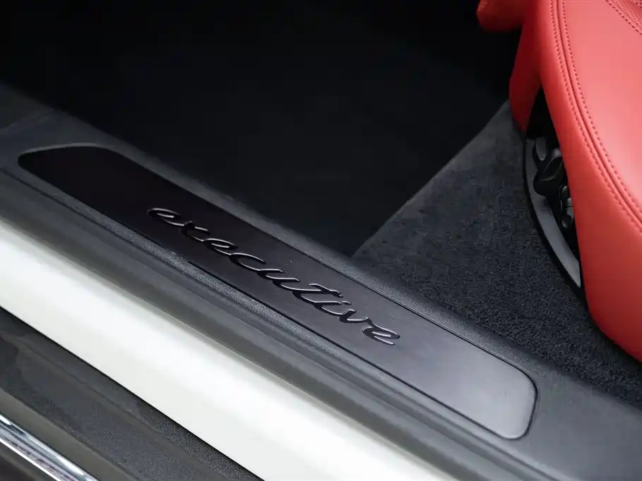 Porsche Panamera 2023 — фото 15