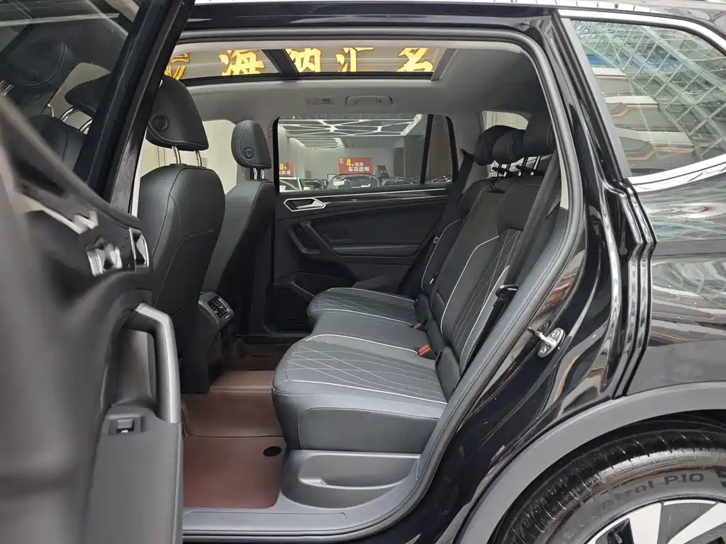 Volkswagen Tiguan L 2025 — фото 8