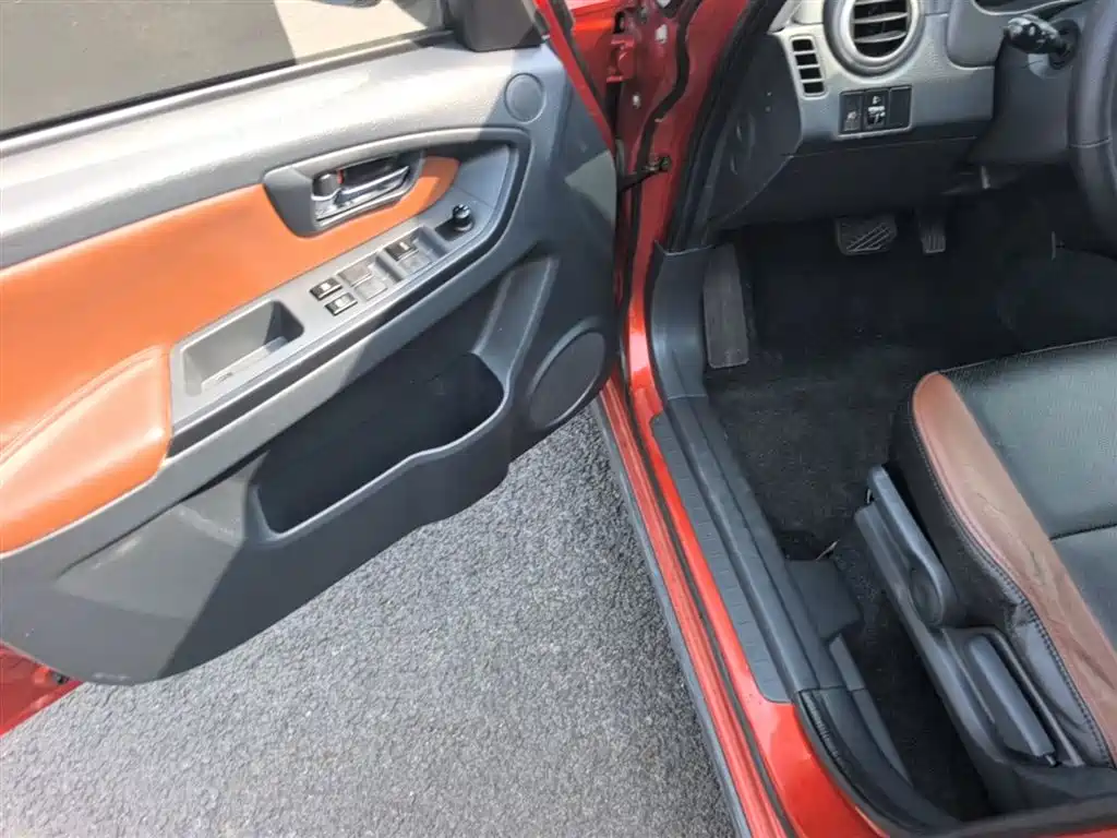 Suzuki SX4 2015 — фото 16