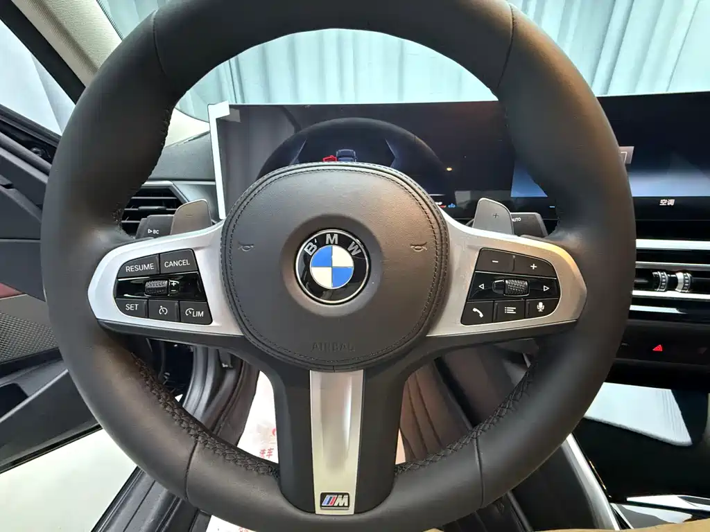 BMW 3 Series 2023 — фото 13