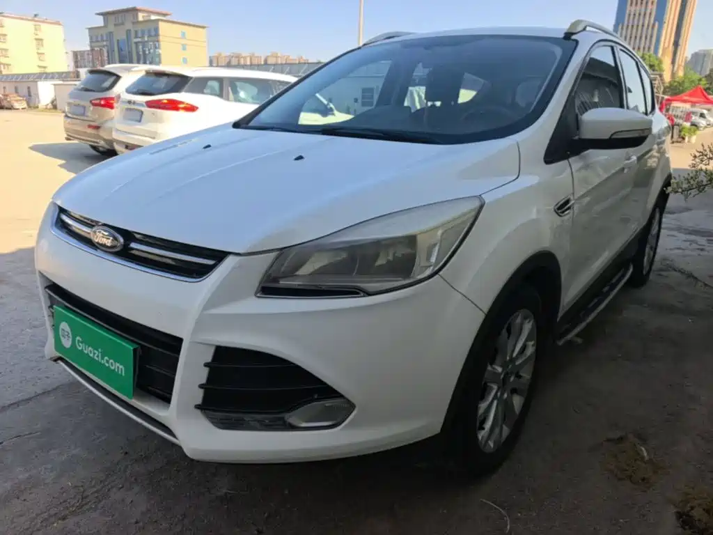Ford Kuga 2015 — фото 2
