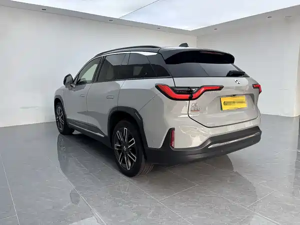 NIO ES6 2021