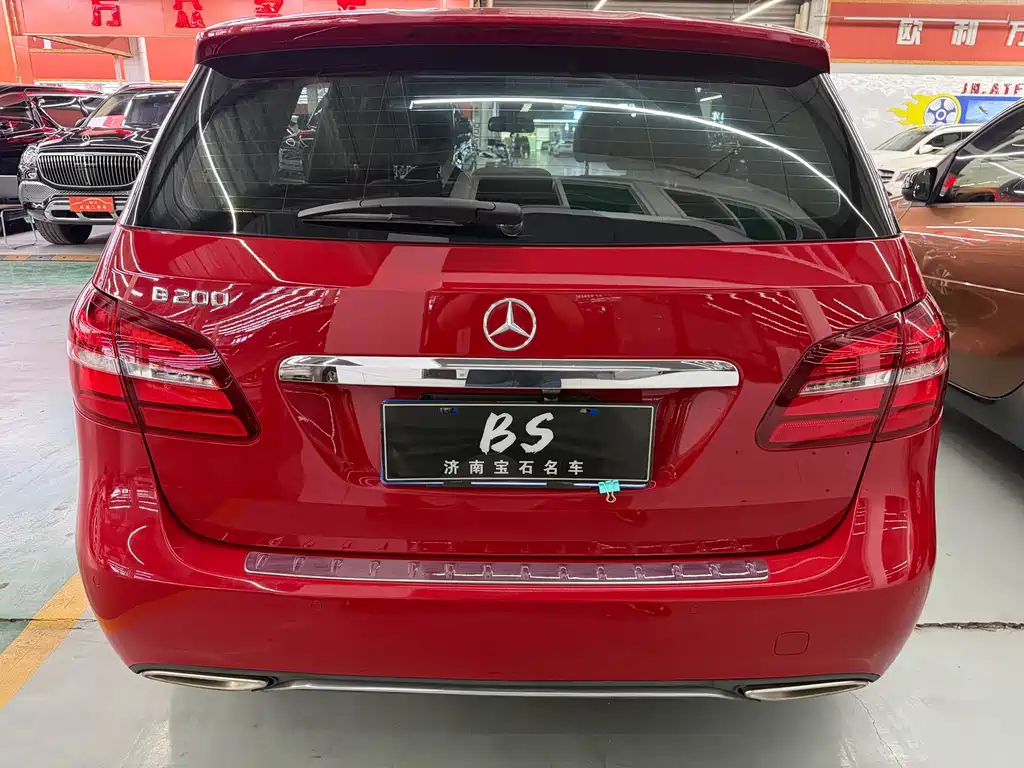 Mercedes-Benz B-Class 2016 — фото 14