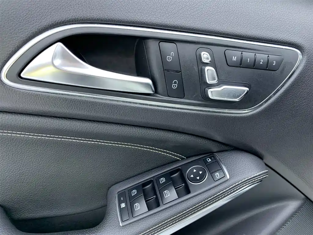 Mercedes-Benz GLA 2019 — фото 28