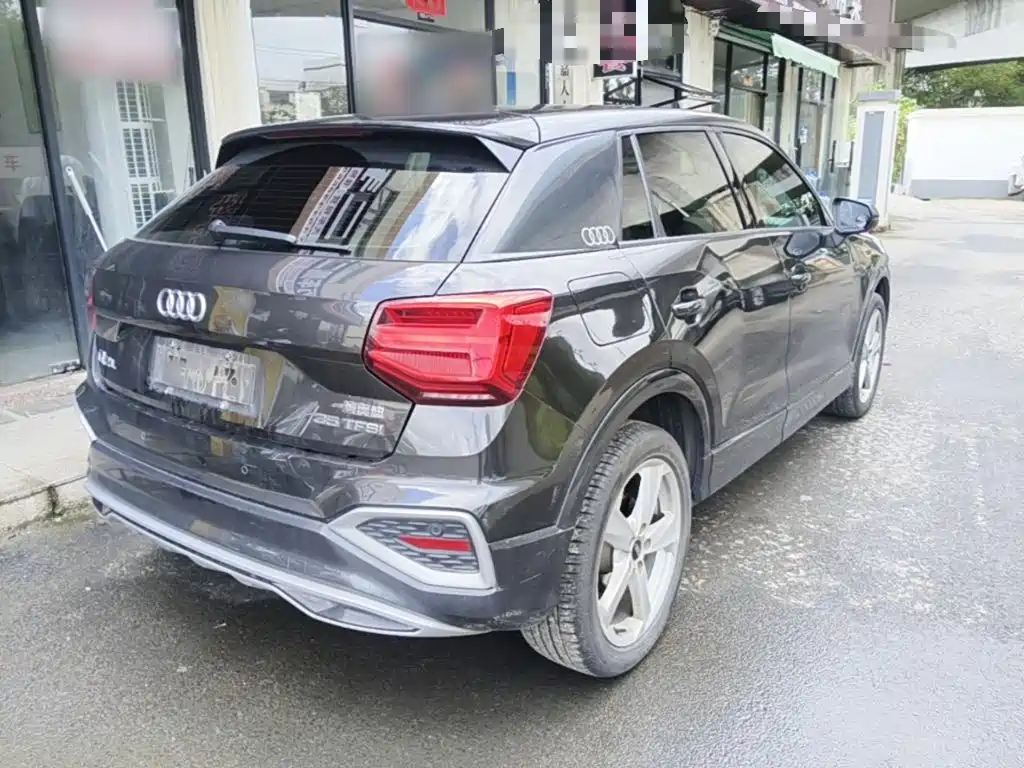 Audi Q2L 2022 — фото 7