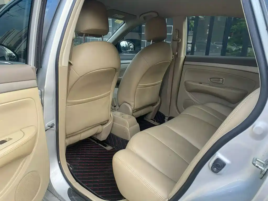 Nissan Sylphy 2016 — фото 10