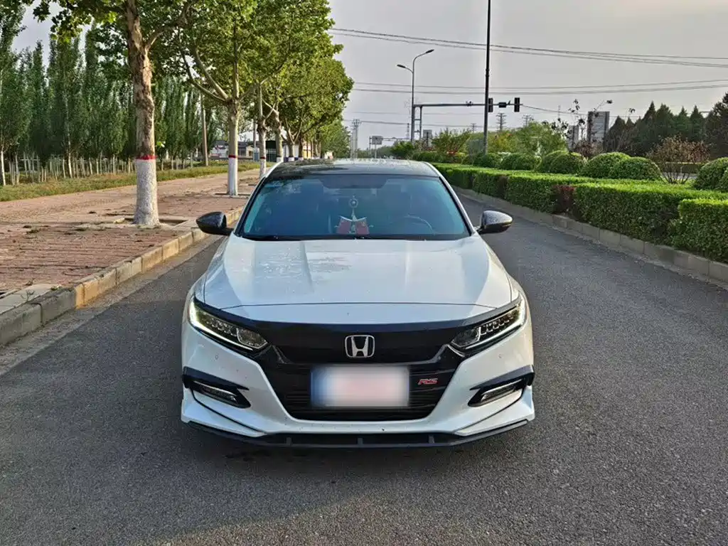 Honda Accord 2018 — фото 3