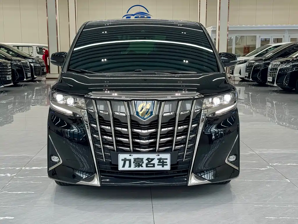 Toyota Alphard 2021 — фото 2