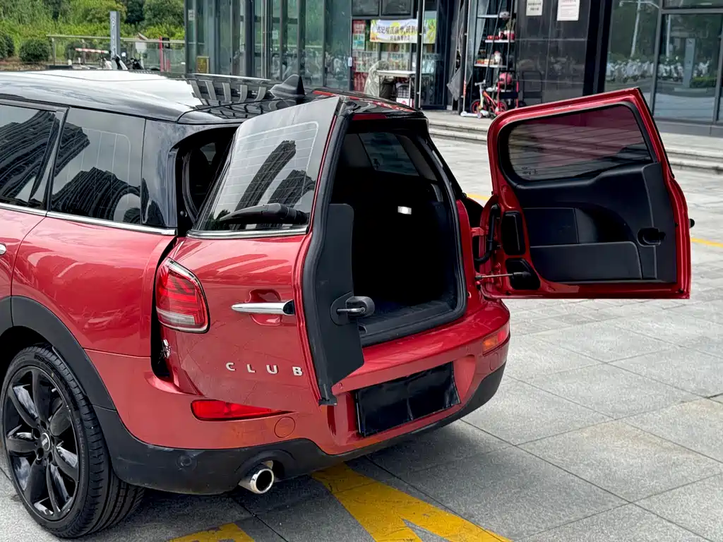 MINI Clubman 2021 — фото 8