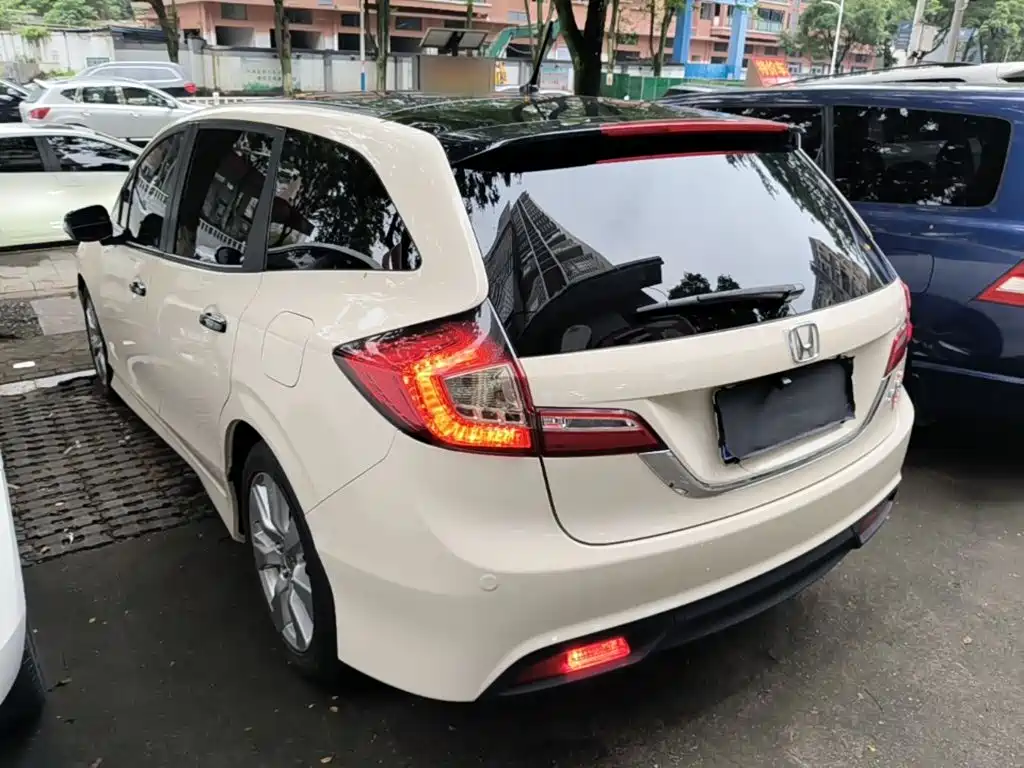 Honda Jade 2015 — фото 5