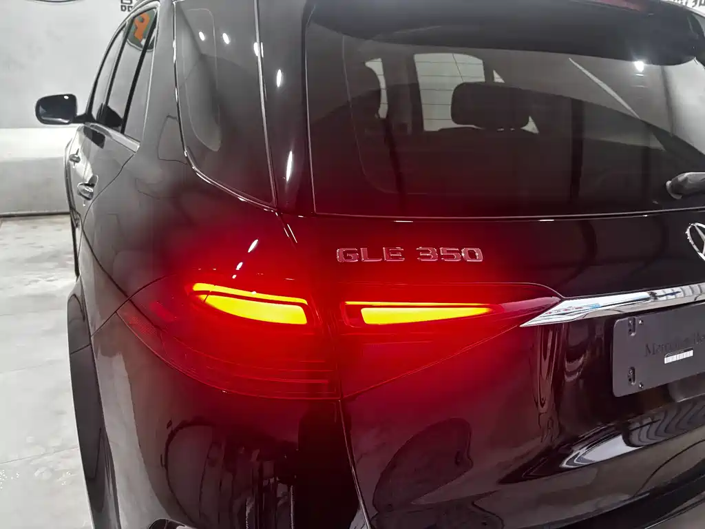 Mercedes-Benz GLE 2025 — фото 9