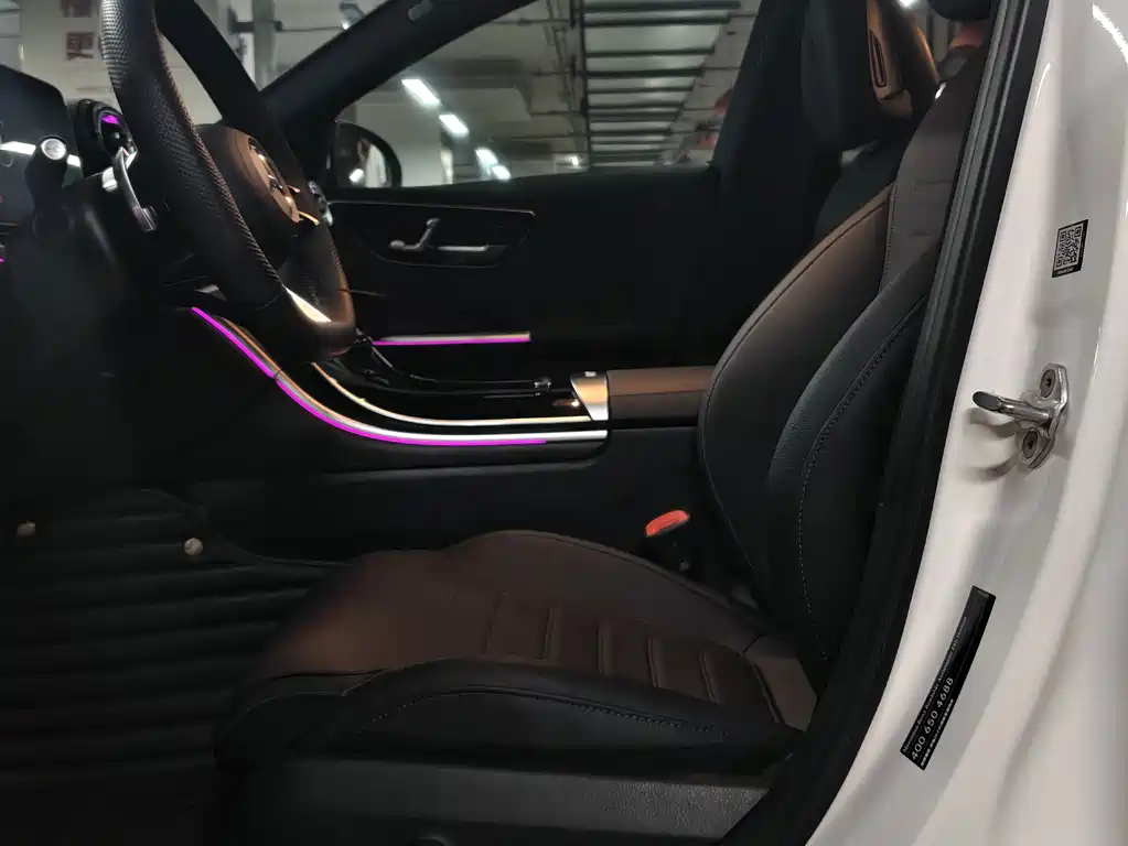 Mercedes-Benz C-Class 2023