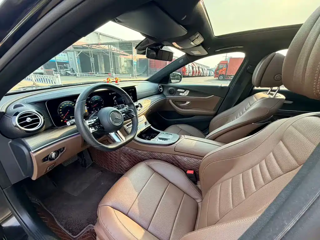 Mercedes-Benz E-Class 2020 — фото 10