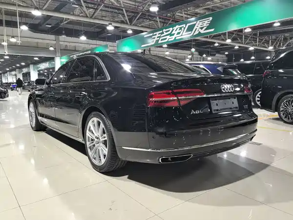 Audi A8 2014