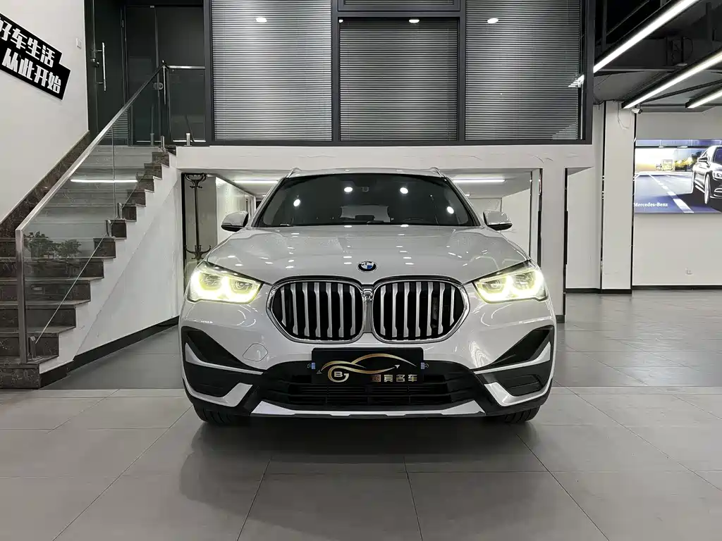 BMW X1 2020 — фото 2