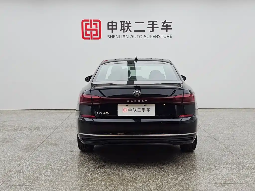 Volkswagen Passat 2025