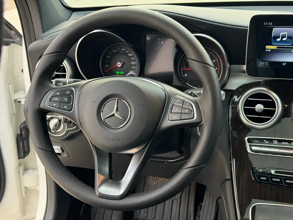 Mercedes-Benz GLC 2019 — фото 13