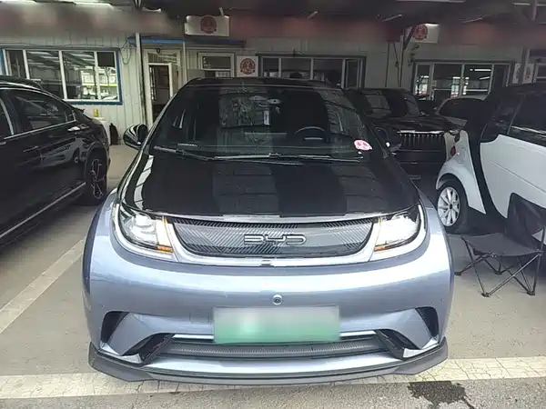 BYD Dolphin 2023