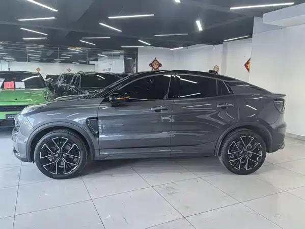Lynk & Co 05 2023