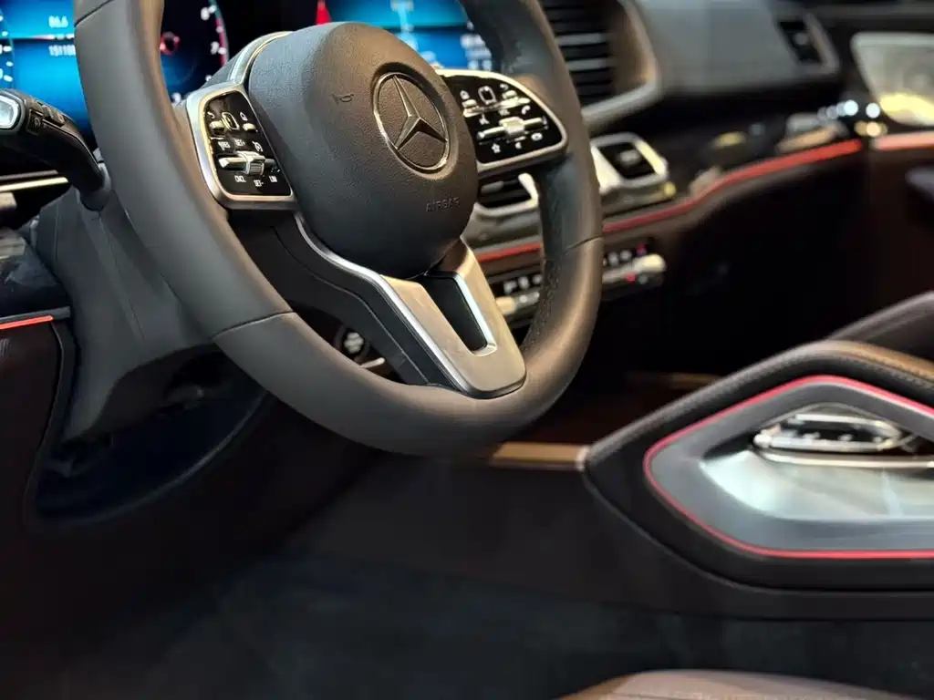 Mercedes-Benz GLE 2020 — фото 2