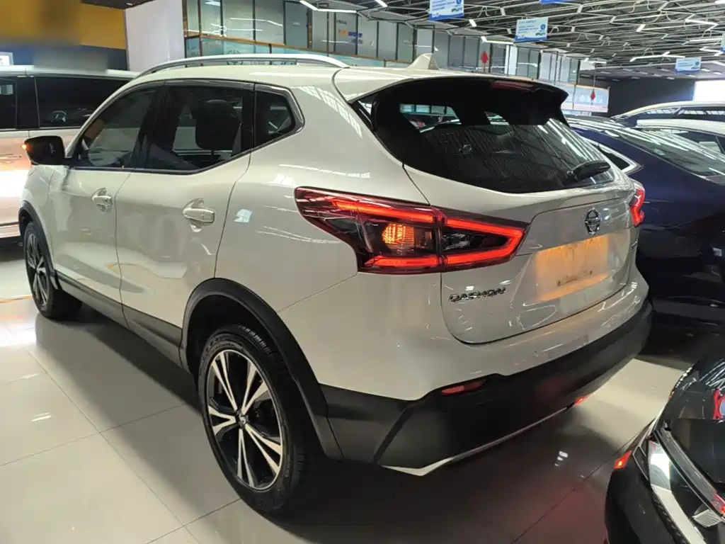Nissan Qashqai 2023 — фото 10