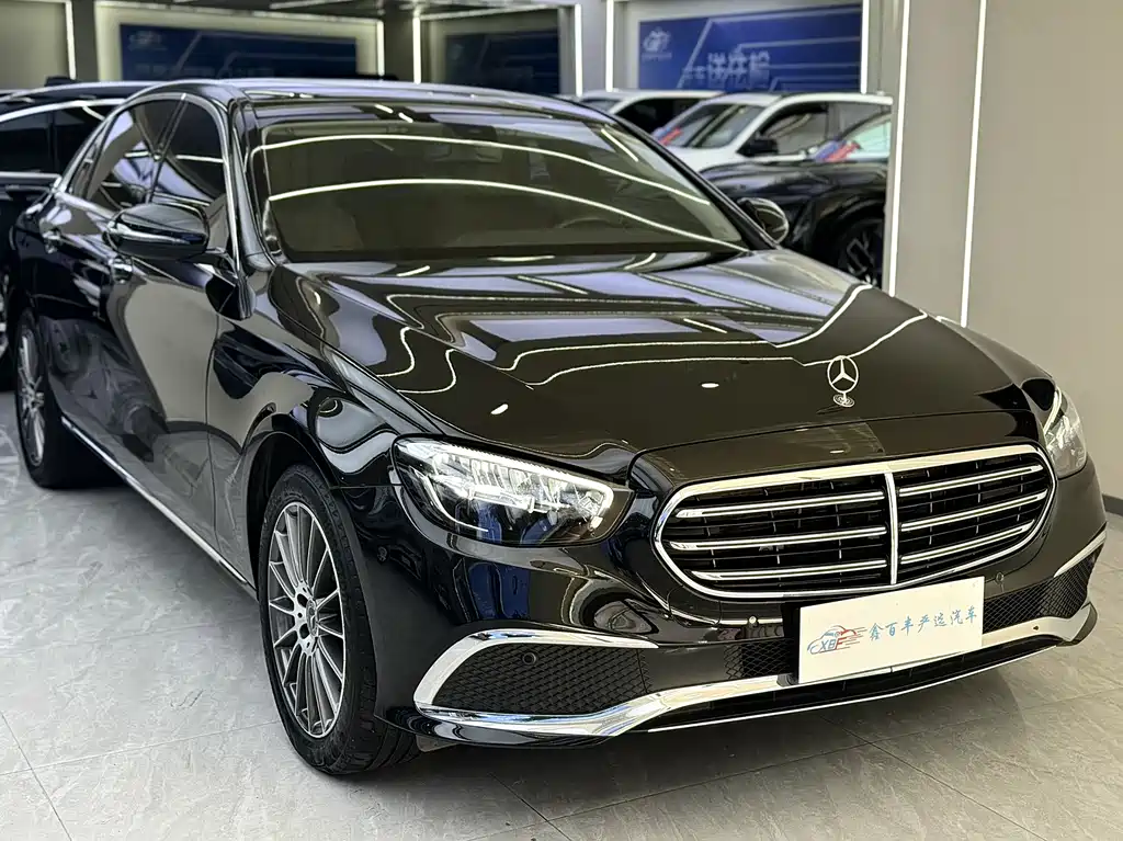 Mercedes-Benz E-Class 2021
