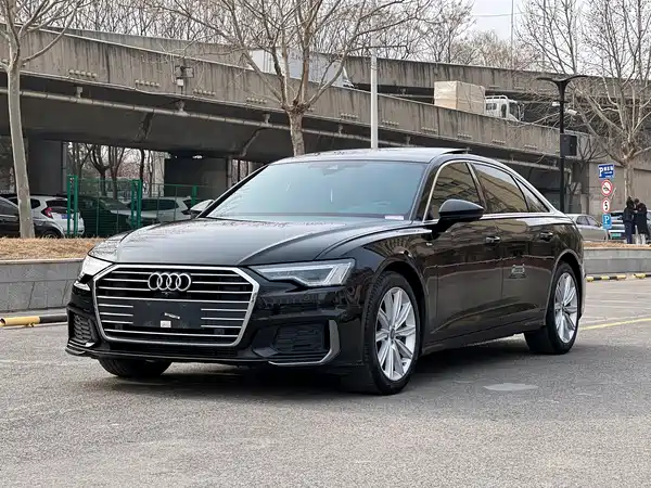 Audi A6L 2022